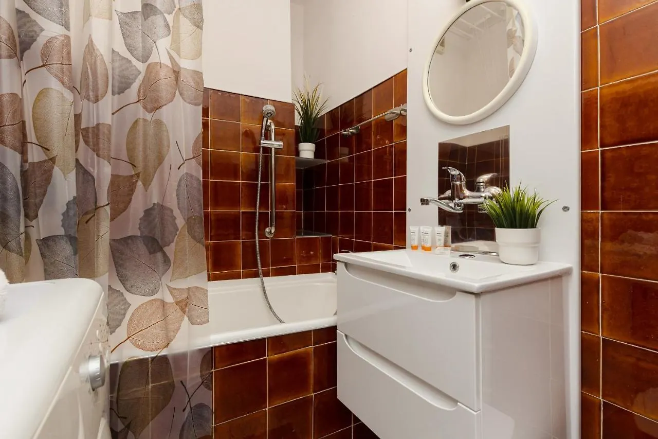 Charming Apartment Ludna By Noclegi Renters Varsovie